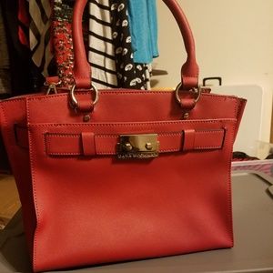 ❤Red Dana Buchman Purse
